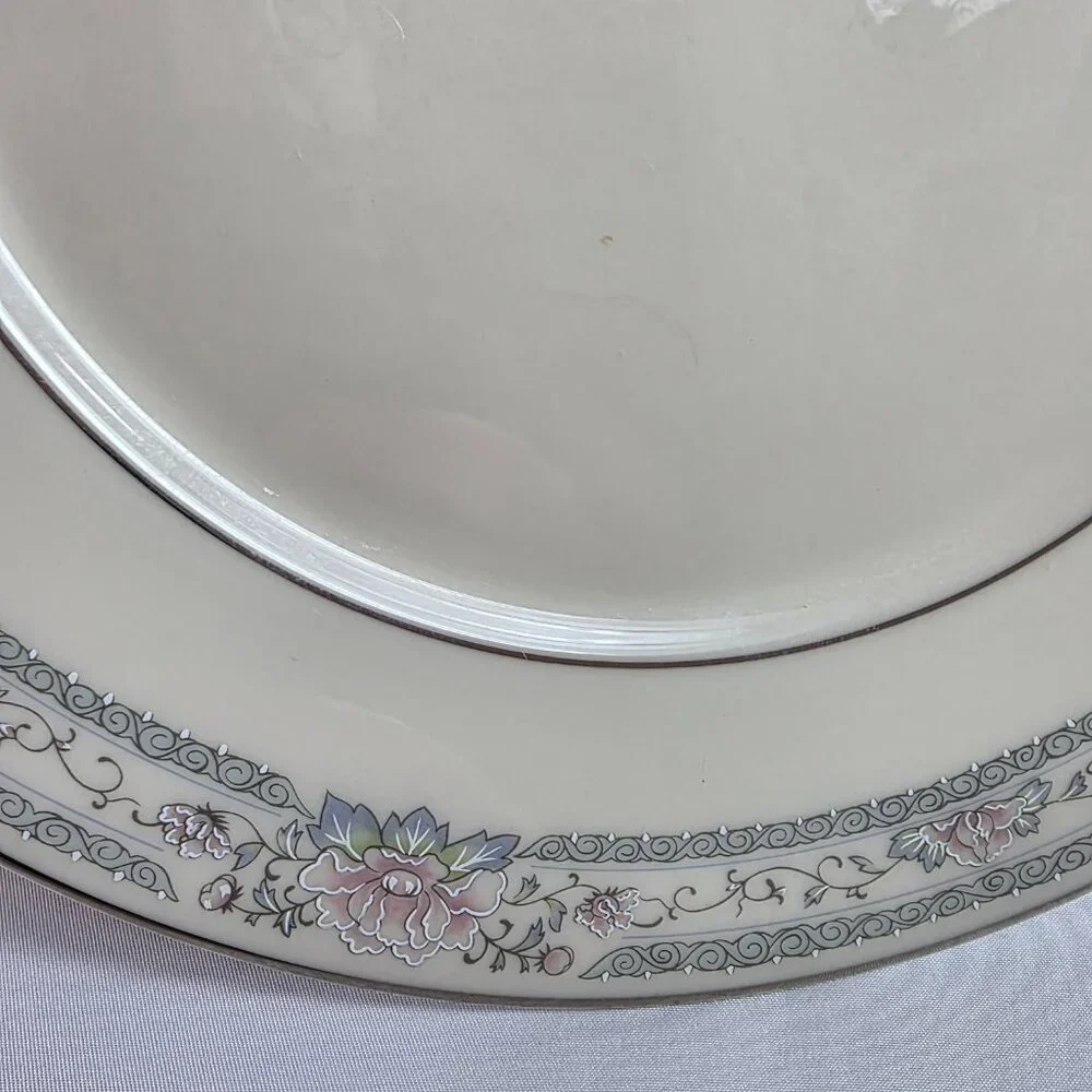 TWO Lenox Charleston Dinner Plate Pastel Floral Band Cosmopolitan Line
